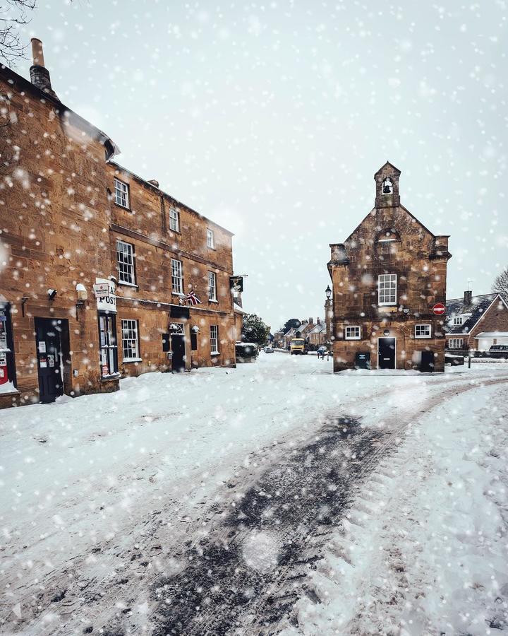 The White Hart Hotel Martock Exterior foto